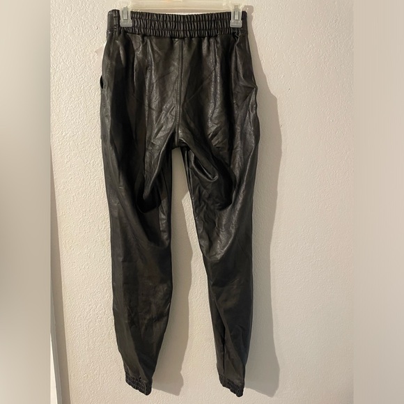NWOT SPANX Faux Leather Jogger Pants - Picture 5 of 7